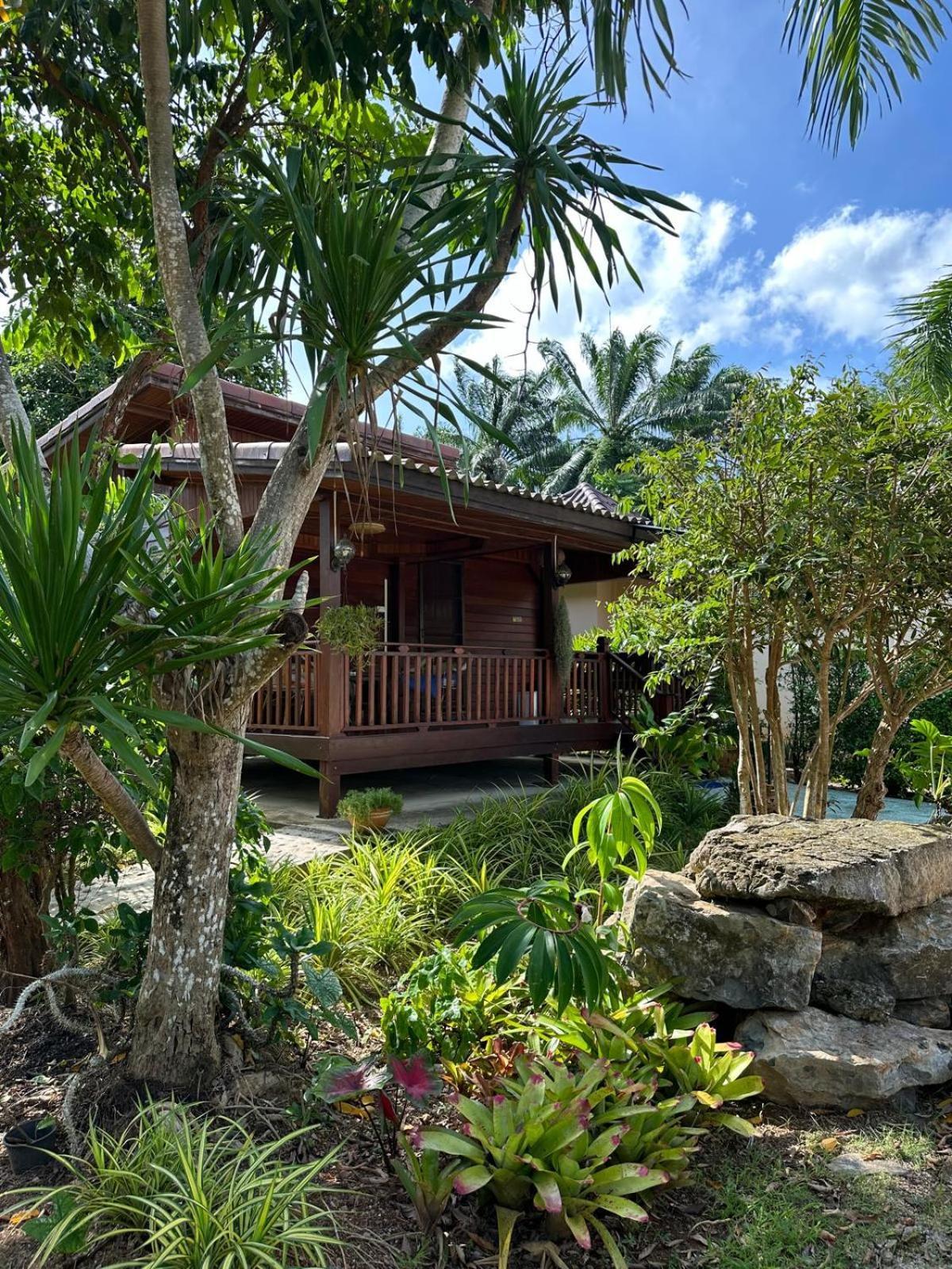 Thip Siam Village Ao Nam Mao Ngoại thất bức ảnh