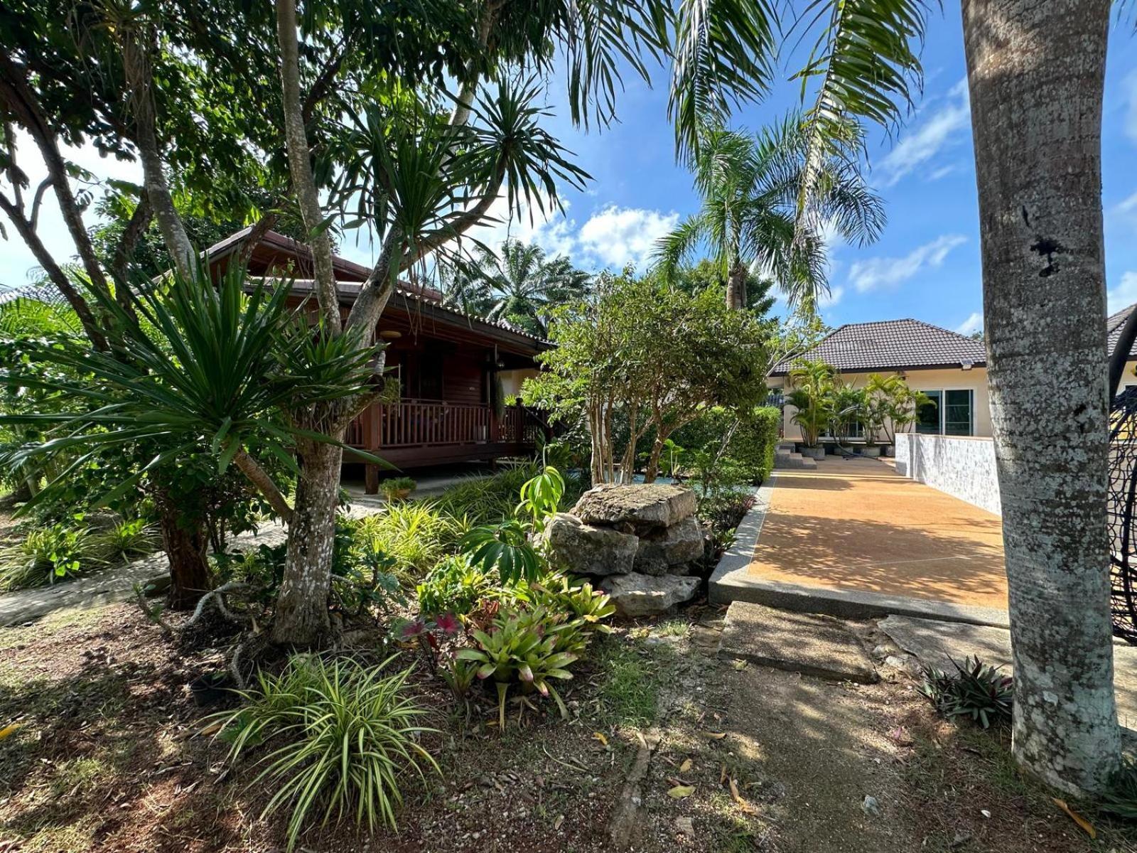 Thip Siam Village Ao Nam Mao Ngoại thất bức ảnh