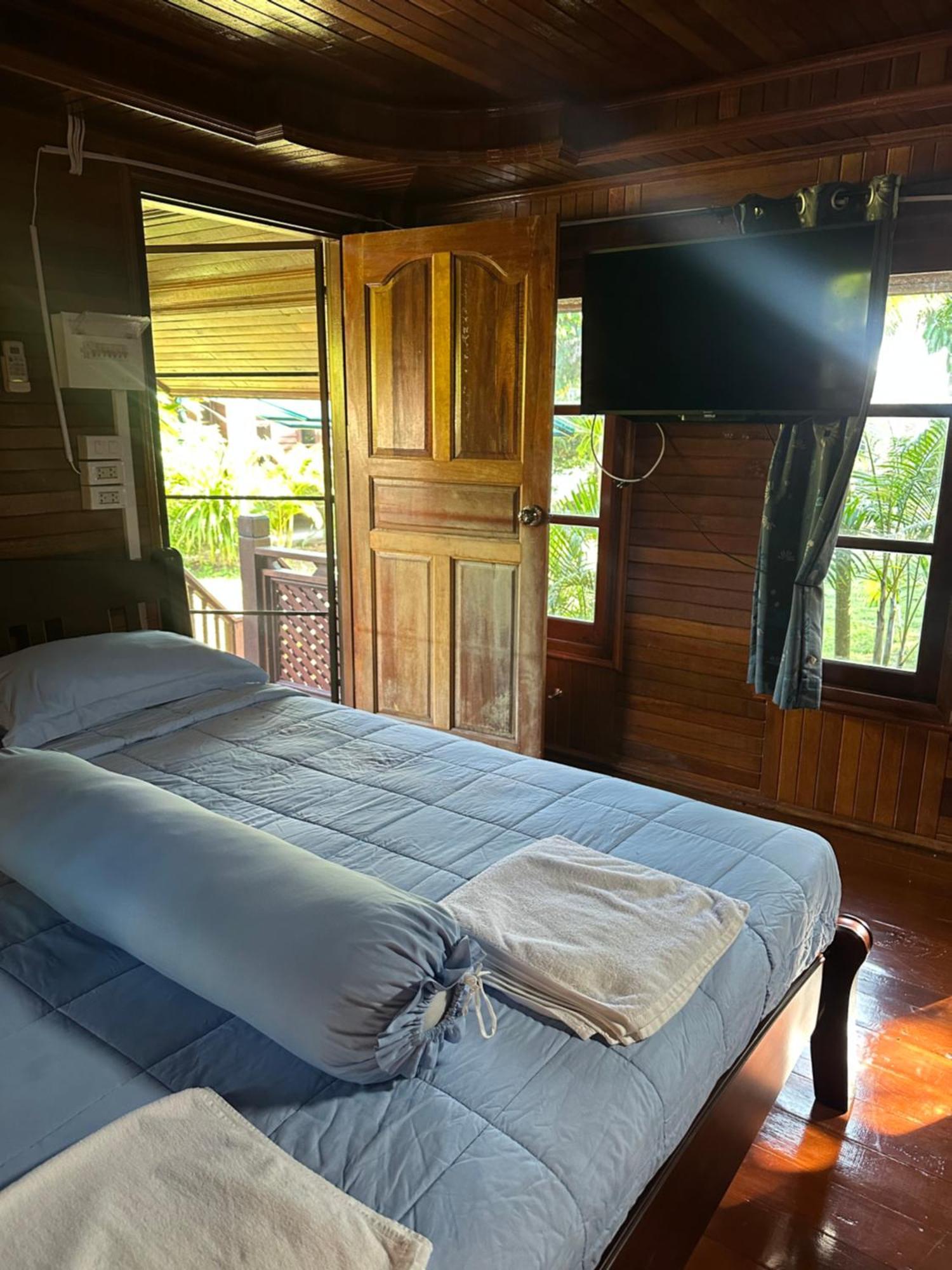 Thip Siam Village Ao Nam Mao Ngoại thất bức ảnh