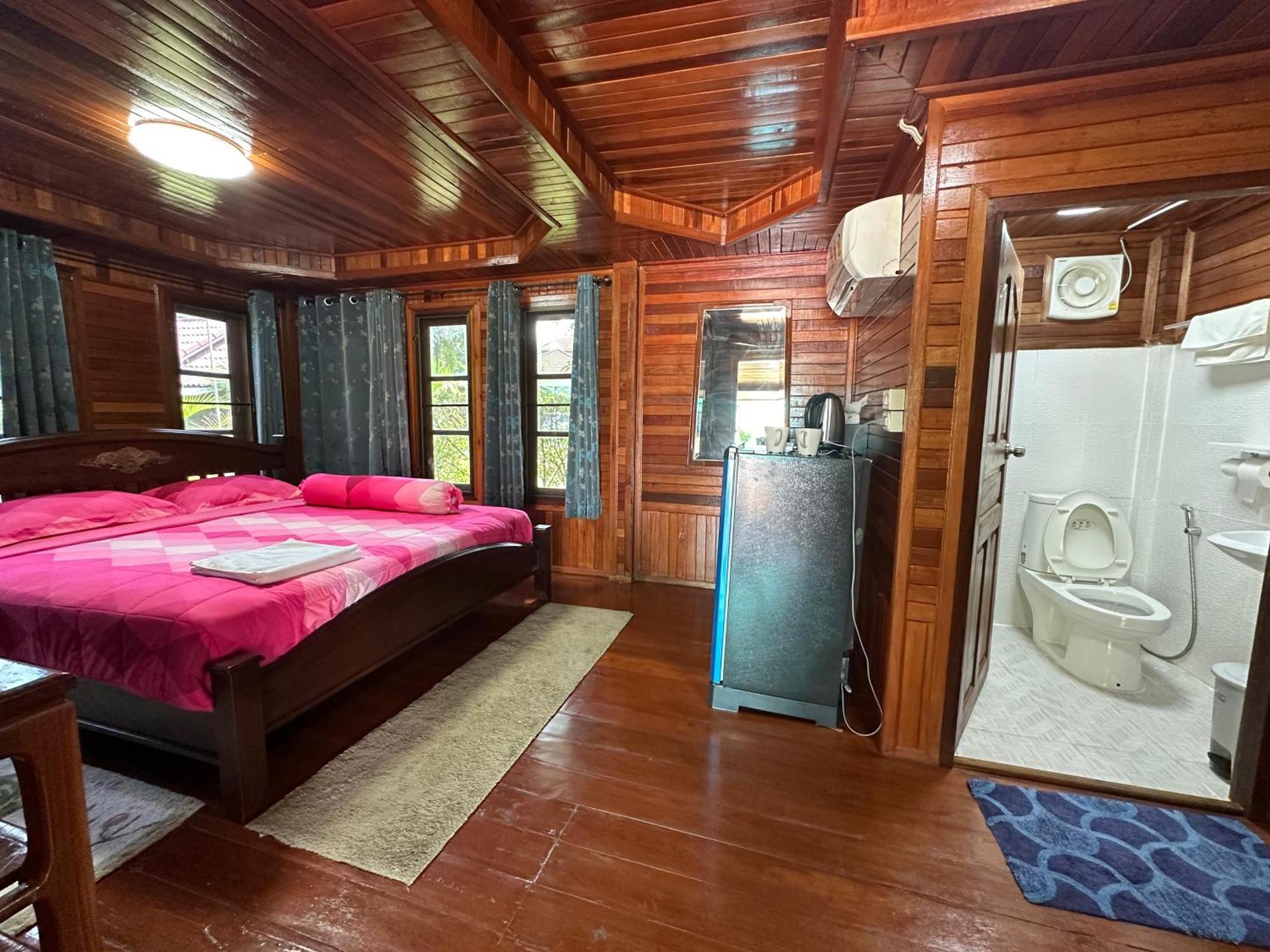 Thip Siam Village Ao Nam Mao Ngoại thất bức ảnh